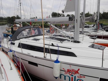 ship-bavaria-37