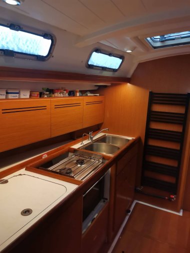 ship-bavaria-50-5-solice